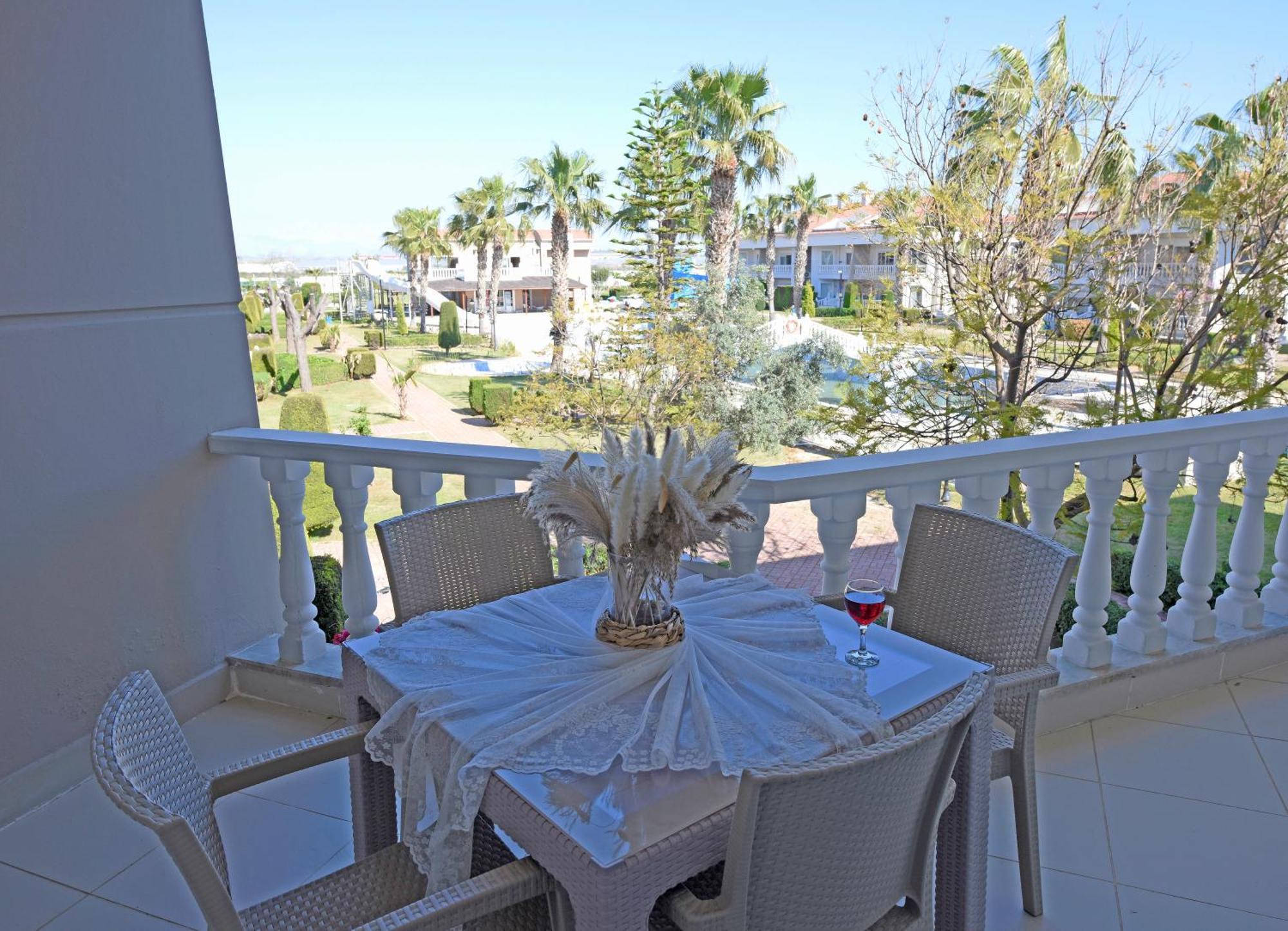 Bluehomes Villas Belek Exterior photo